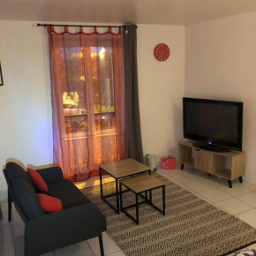 T2 Cosy Corbeil Gare
